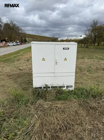 Prodej komerčního pozemku, Hustopeče, 2813 m2