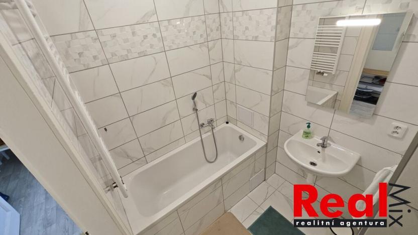 Pronájem bytu 2+1, Brno - Veveří, Čápkova, 70 m2