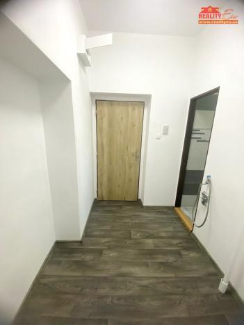 Prodej bytu 2+kk, Náchod, Nerudova, 40 m2