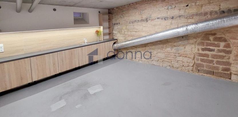 Pronájem komerční nemovitosti, Praha, Mikovcova, 18 m2