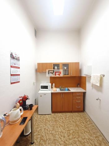 Pronájem kanceláře, Olomouc, tř. Svobody, 51 m2