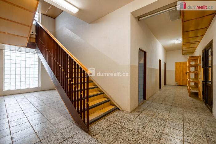 Prodej rybníku, Valeč - Kostrčany, 4174 m2