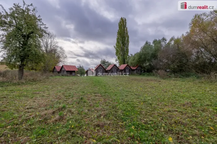 Prodej rybníku, Valeč - Kostrčany, 4174 m2