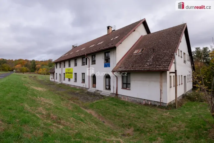 Prodej rybníku, Valeč - Kostrčany, 4174 m2