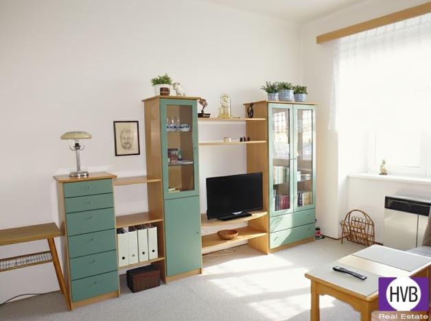 Pronájem bytu 2+kk, Praha, U křížku, 45 m2