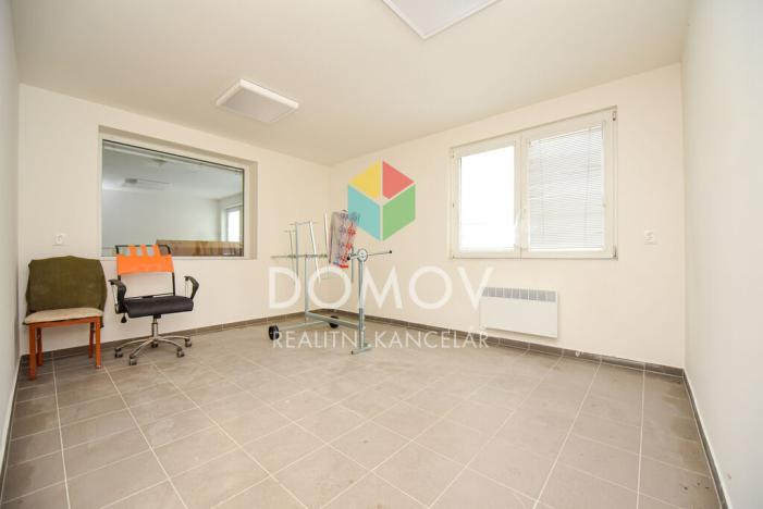 Pronájem skladu, Hýskov, Na Krétě, 394 m2