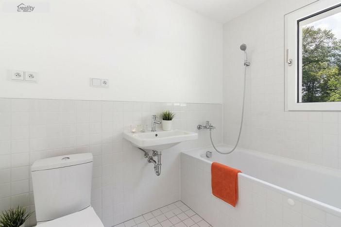 Pronájem bytu 3+kk, Řevnice, nám. Krále Jiřího z Poděbrad, 98 m2