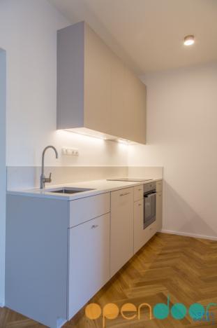 Pronájem bytu 2+kk, Praha - Podolí, Podolská, 55 m2