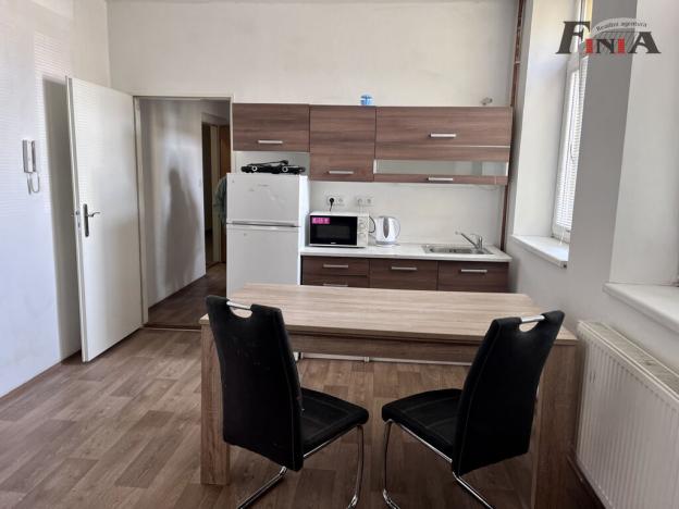 Pronájem bytu 1+kk, Česká Lípa, Svojsíkova stezka, 30 m2