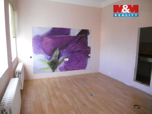 Prodej obchodního prostoru, Hředle, 1805 m2