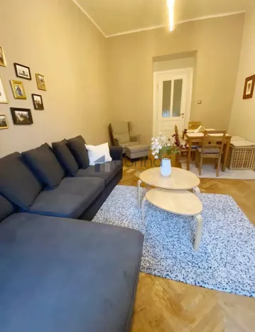 Pronájem bytu 2+kk, Praha, Lucemburská, 50 m2