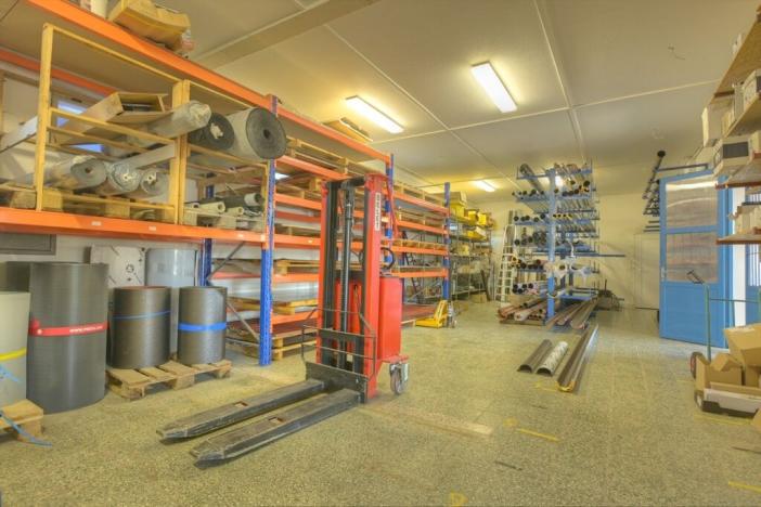 Prodej obchodního prostoru, Studenec, 265 m2