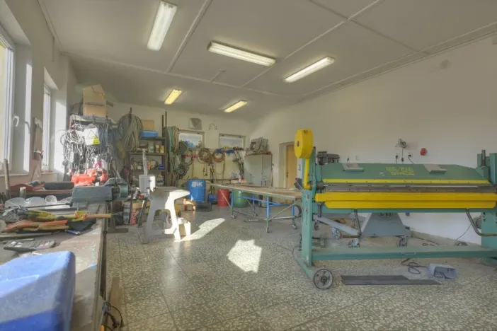 Prodej obchodního prostoru, Studenec, 265 m2