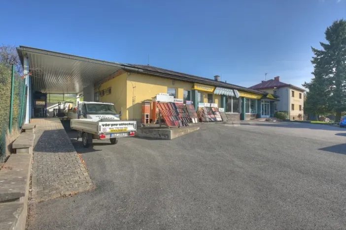Prodej obchodního prostoru, Studenec, 265 m2