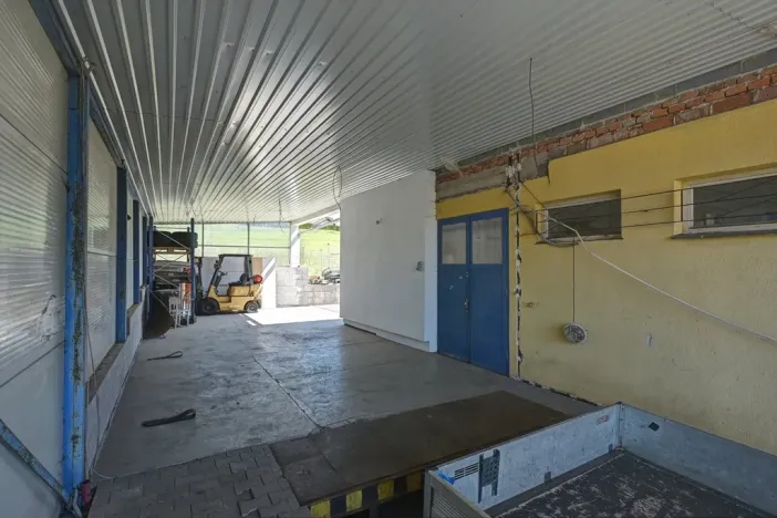 Prodej obchodního prostoru, Studenec, 265 m2