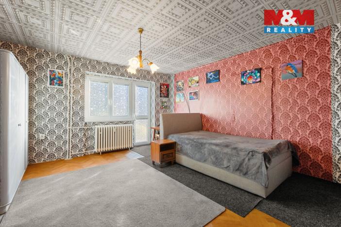 Prodej bytu 3+1, Jesenice, Školní, 55 m2