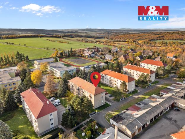 Prodej bytu 3+1, Jesenice, Školní, 55 m2