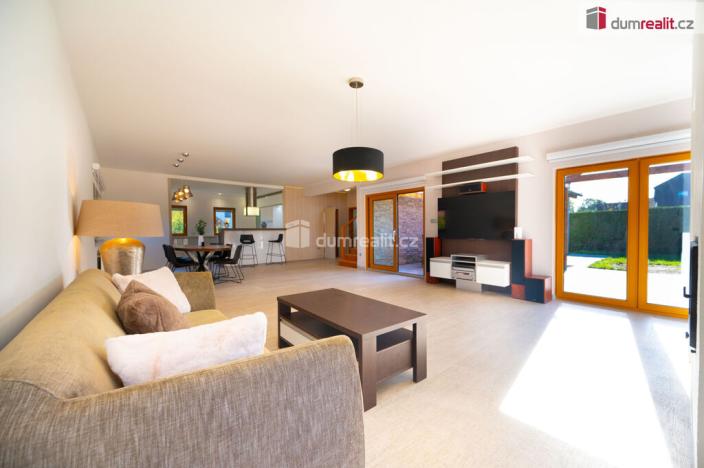 Prodej rodinného domu, Planá nad Lužnicí, Soukenická, 228 m2