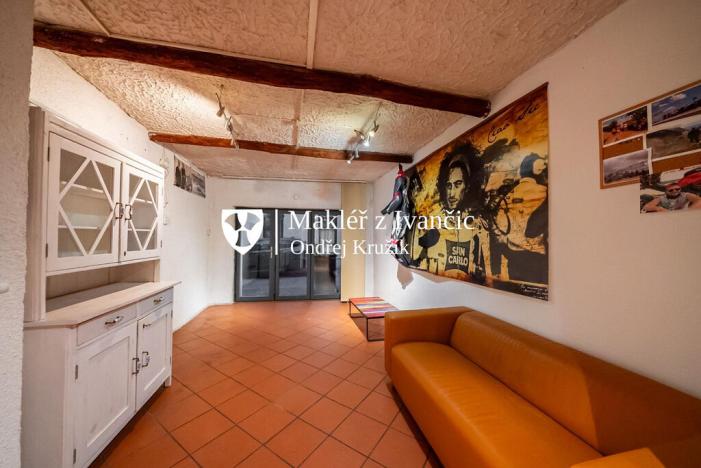 Pronájem rodinného domu, Ivančice, Jana Schwarze, 178 m2