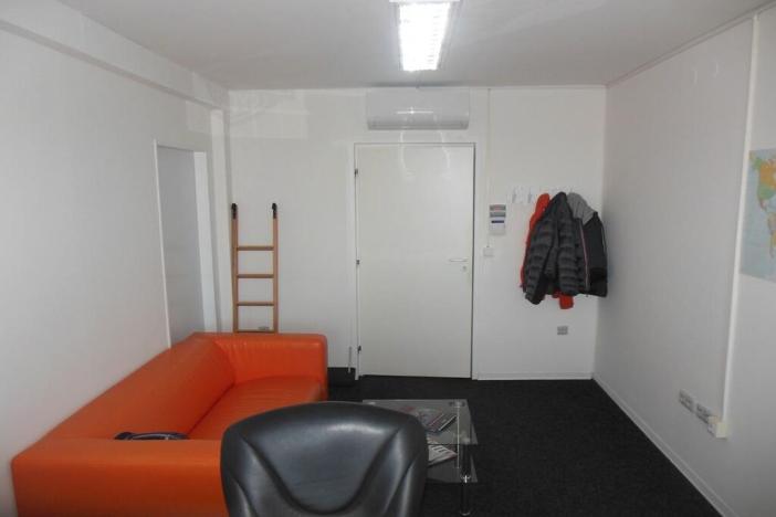 Pronájem kanceláře, Vestec, Na Spojce, 16 m2