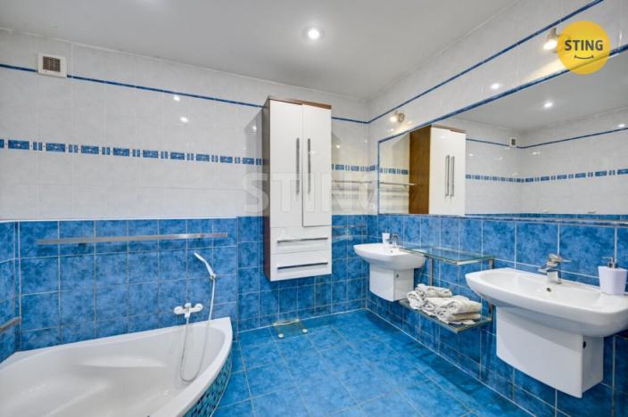 Pronájem rodinného domu, Mikulov, Bezručova, 204 m2