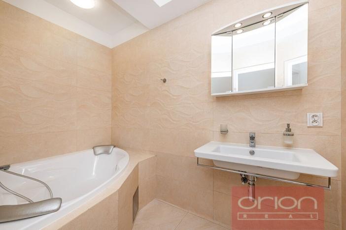 Prodej bytu 5+1, Praha - Smíchov, Podbělohorská, 126 m2