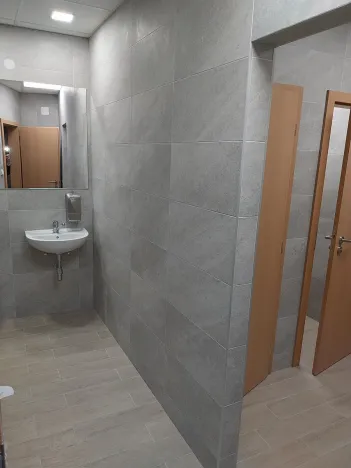 Pronájem kanceláře, Brno, Heršpická, 700 m2