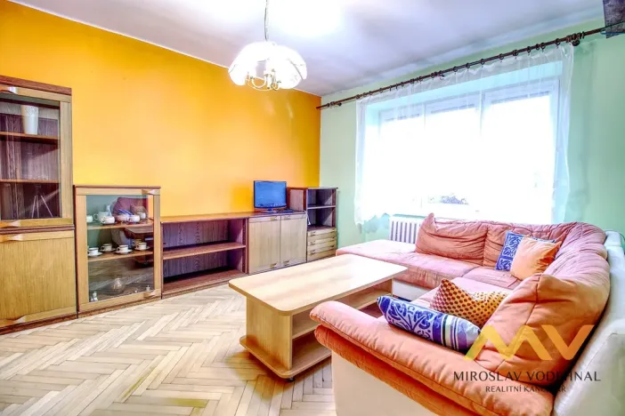 Pronájem bytu 2+1, Hradec Králové, Na Střezině, 55 m2