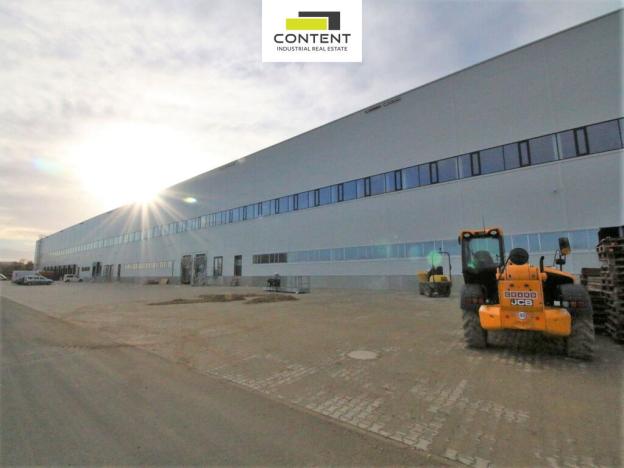 Pronájem výrobních prostor, Kozomín, 2157 m2