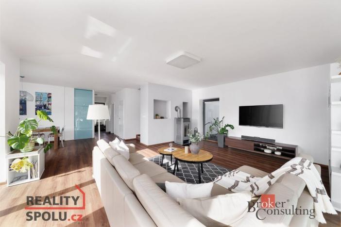 Prodej rodinného domu, Velké Popovice, U Školky, 190 m2