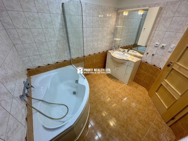 Pronájem bytu 2+kk, Beroun, Seydlovo nám., 85 m2