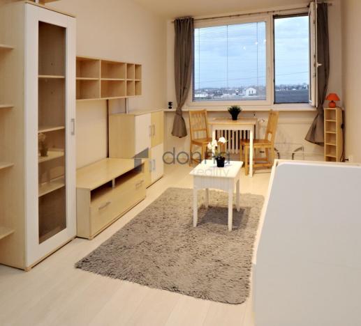 Pronájem bytu 1+kk, Praha, Křivenická, 22 m2