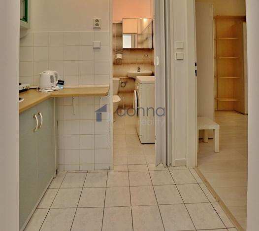 Pronájem bytu 1+kk, Praha, Křivenická, 22 m2