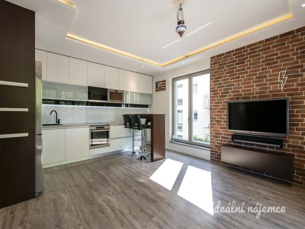 Pronájem bytu 2+kk, Praha - Žižkov, Hartigova, 58 m2