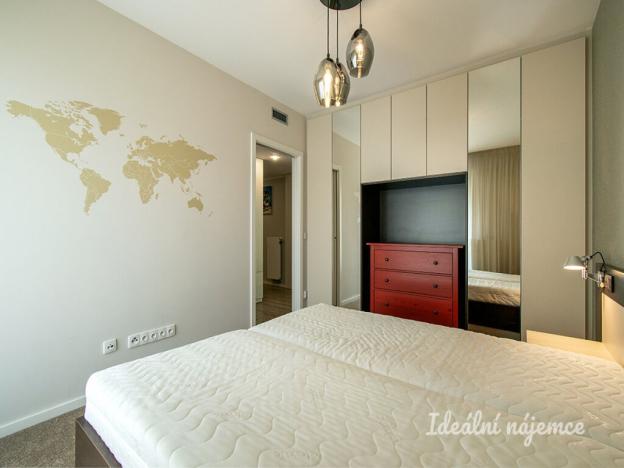 Pronájem bytu 2+kk, Praha - Žižkov, Hartigova, 58 m2