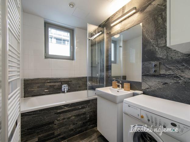 Pronájem bytu 2+kk, Praha - Žižkov, Hartigova, 58 m2