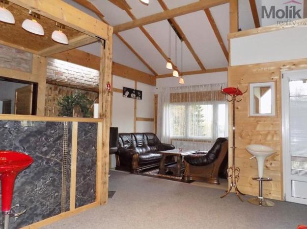 Prodej rodinného domu, Lobendava, 325 m2