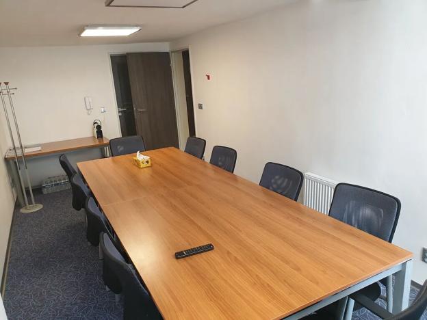 Pronájem kanceláře, Praha - Kyje, Vajgarská, 216 m2