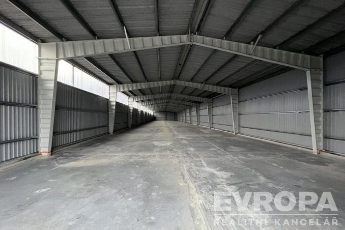 Pronájem skladu, Děčín, okres děčín, 840 m2
