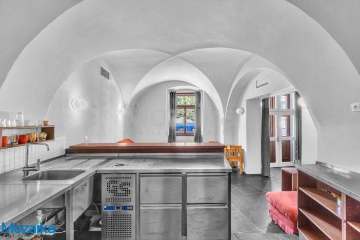 Pronájem bytu 2+kk, Litomyšl, Braunerovo nám., 80 m2