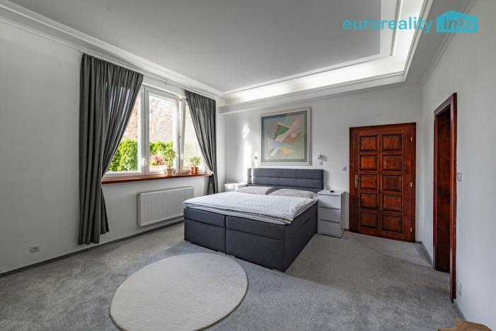 Prodej rodinného domu, Chodová Planá, Pivovarská, 274 m2