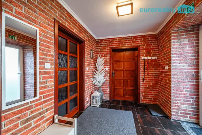 Prodej rodinného domu, Chodová Planá, Pivovarská, 274 m2