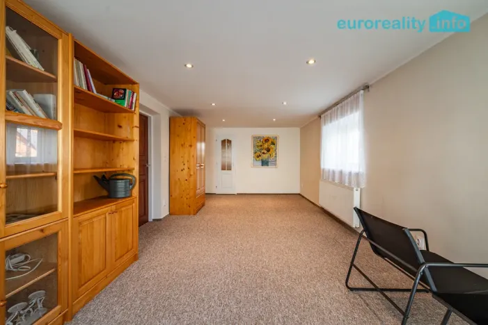 Prodej rodinného domu, Chodová Planá, Pivovarská, 274 m2