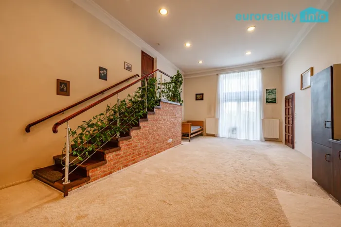 Prodej rodinného domu, Chodová Planá, Pivovarská, 274 m2