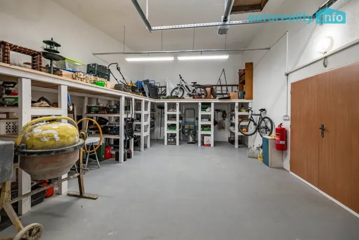 Prodej rodinného domu, Chodová Planá, Pivovarská, 274 m2