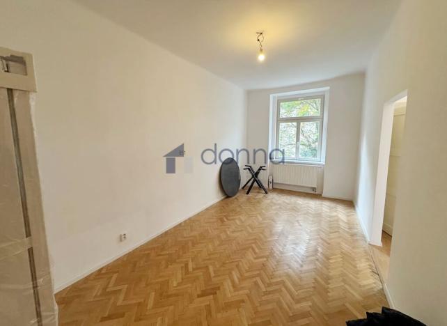 Pronájem bytu 2+kk, Praha, Bulharská, 43 m2