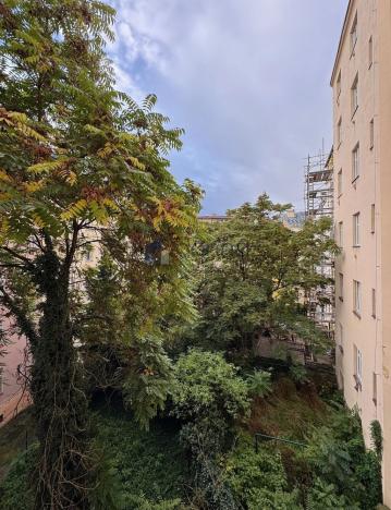 Pronájem bytu 2+kk, Praha, Bulharská, 43 m2