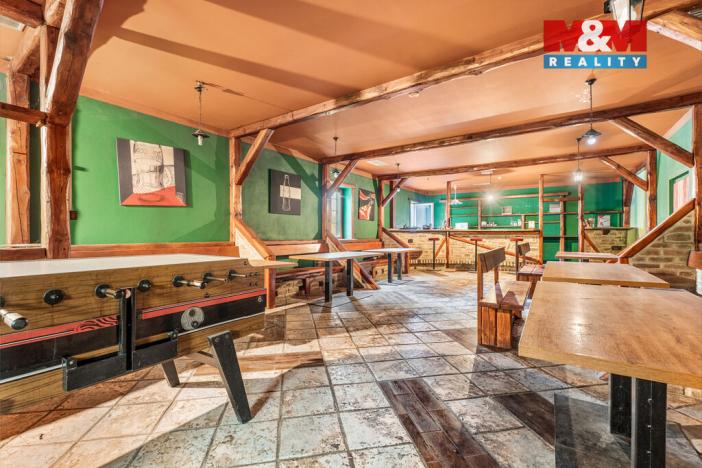 Prodej obchodního prostoru, Krnsko, 700 m2