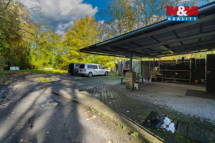 Prodej obchodního prostoru, Krnsko, 700 m2