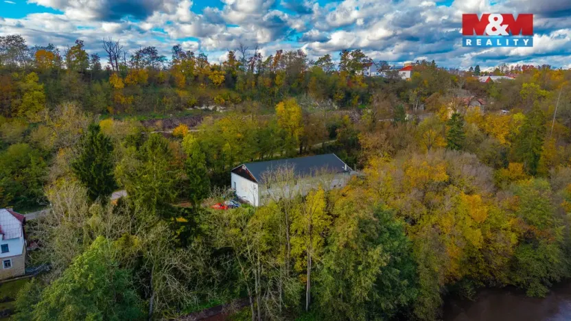 Prodej obchodního prostoru, Krnsko, 700 m2